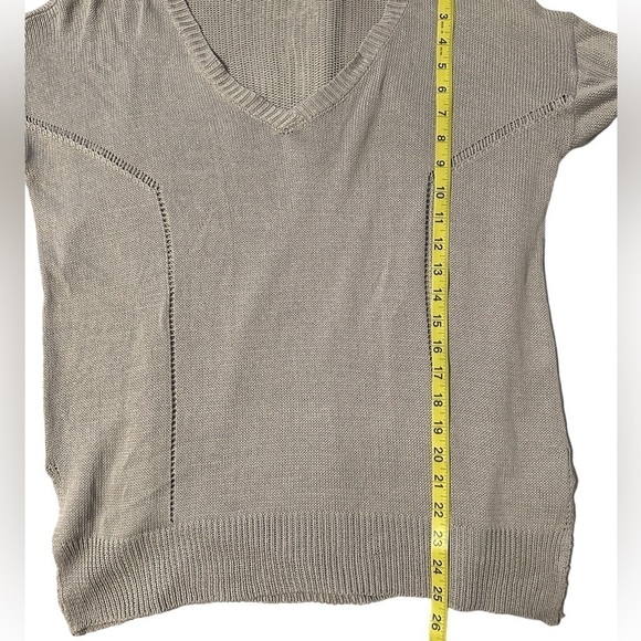 ASTR the label gray lightweight oversized split hem pullover v-neck XS - Picture 9 of 11